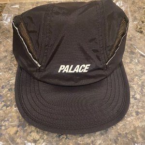 Palace runner cap
